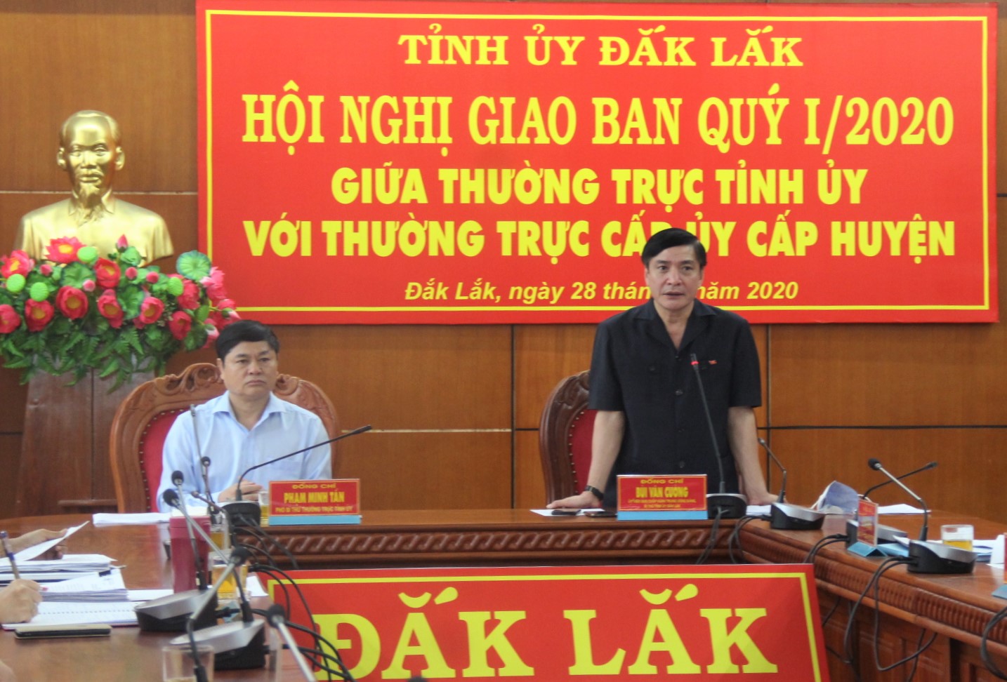 Hội nghị giao ban Quý I/2020 giữa Thường trực Tỉnh ủy với Thường trực cấp ủy cấp huyện
