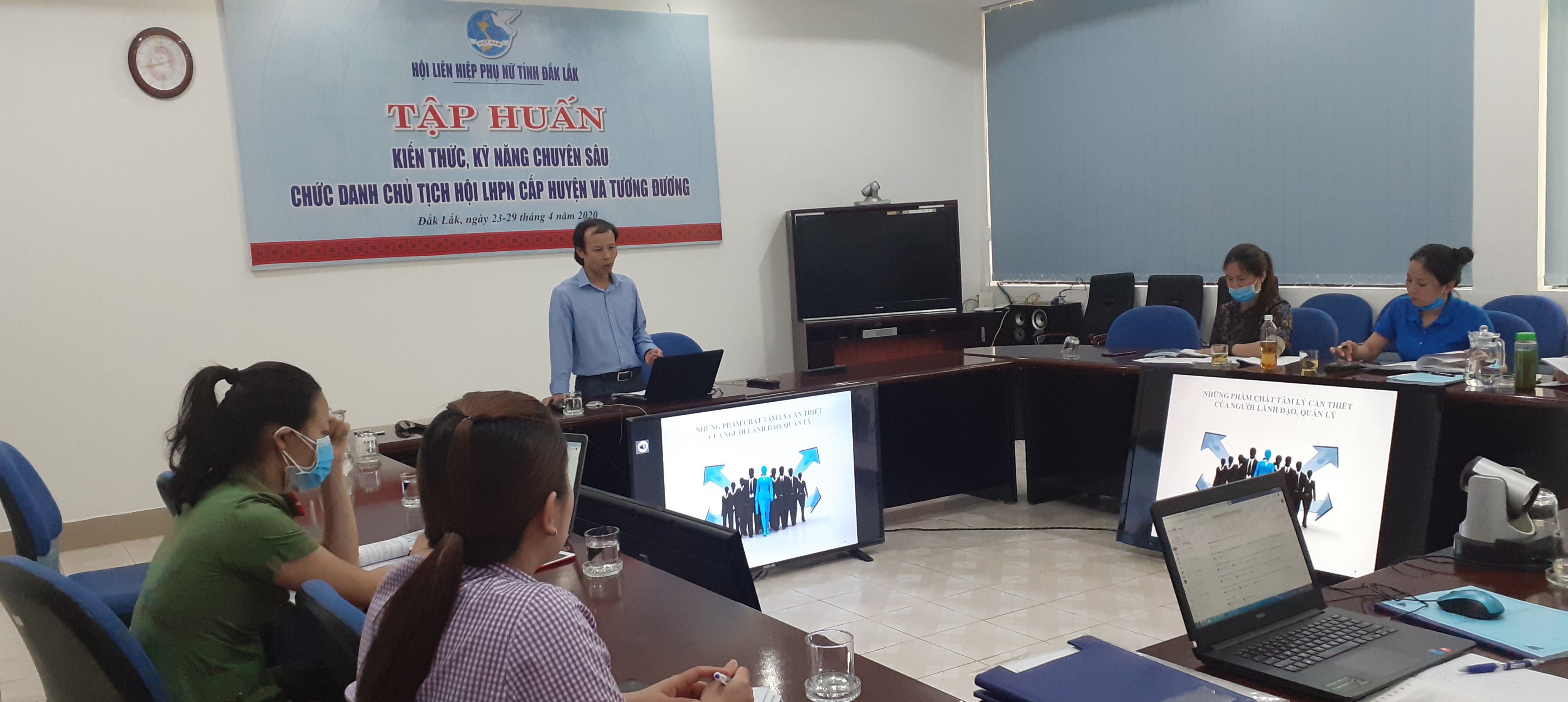 Bồi dưỡng kiến thức nghiệp vụ công tác Hội cho chức danh Chủ tịch Hội Liên hiệp phụ nữ cấp huyện và tương đương năm 2020