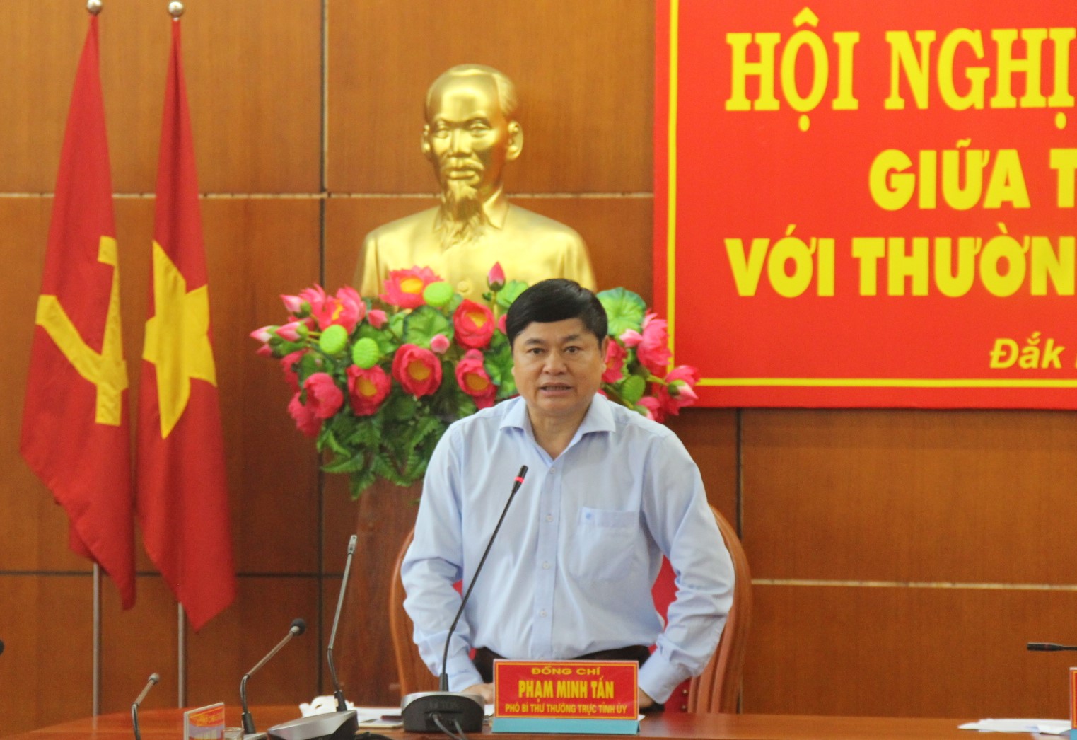 Briefing meeting in the first quarter of 2020 between the Provincial Party Standing Committee and Party Standing Committees of districts