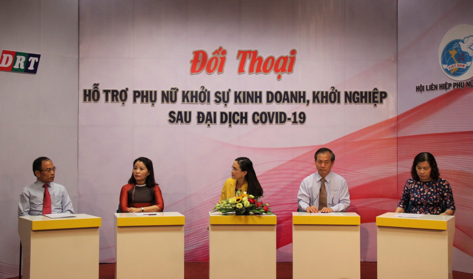 Đối thoại “Hỗ trợ phụ nữ khởi sự kinh doanh, khởi nghiệp sau đại dịch Covid-19”