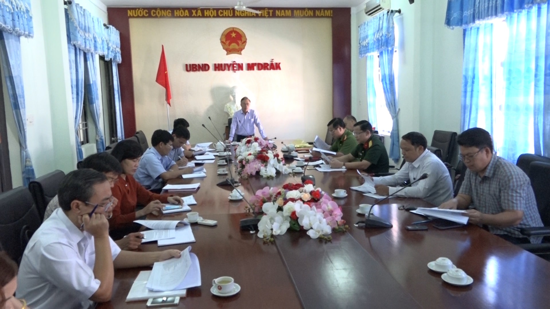 Họp triển khai Đại hội thi đua và biểu dương điển hình tiên tiến huyện M’Đrắk lần thứ IV, giai đoạn 2015 - 2020