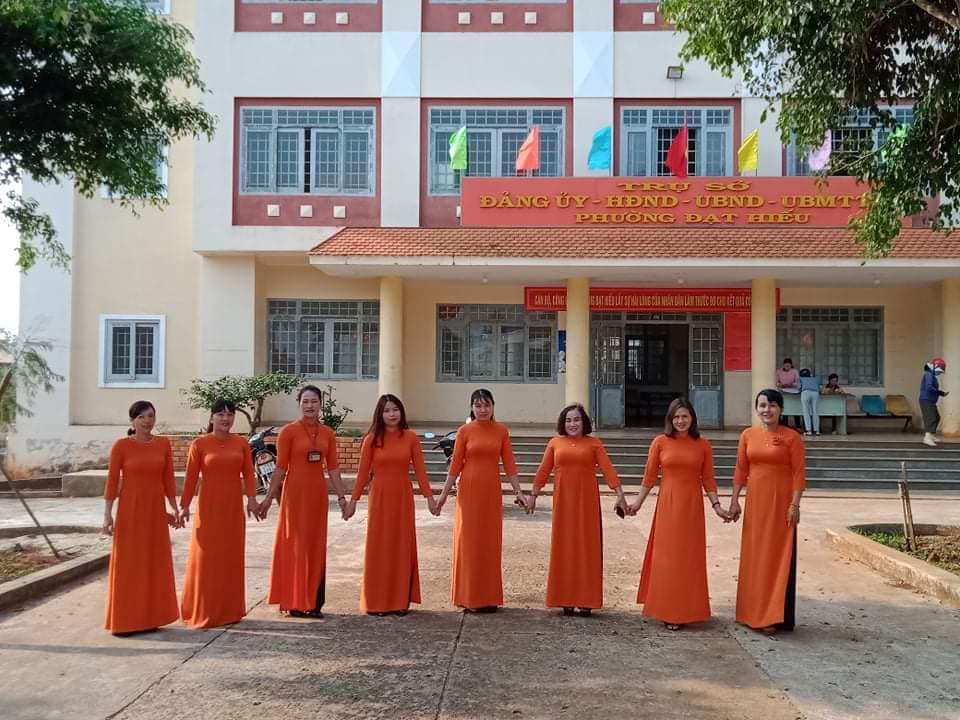 Đắk Lắk tổ chức đồng diễn áo dài nhân kỷ niệm 130 năm Ngày sinh Chủ tịch Hồ Chí Minh