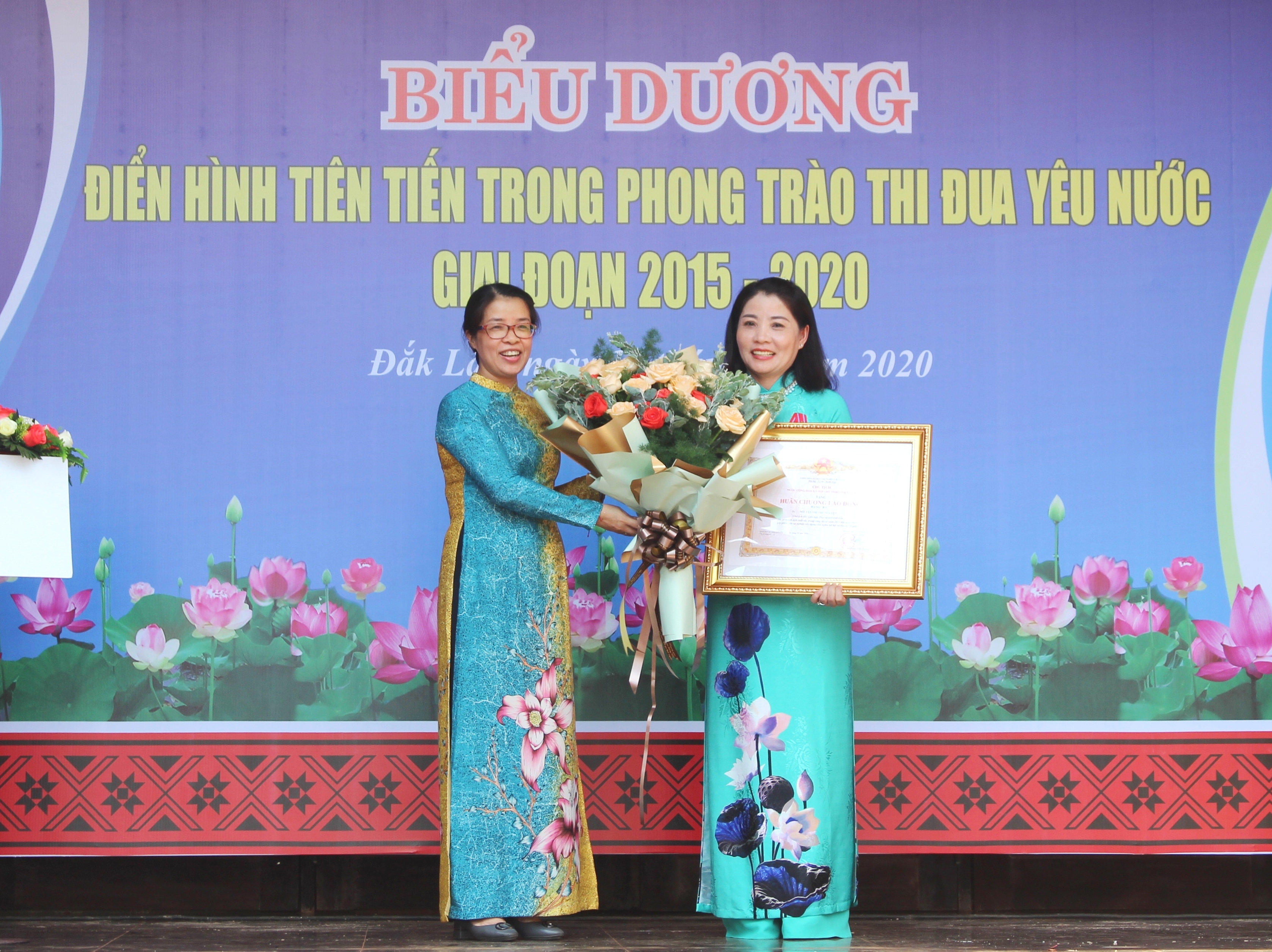 Biểu dương điển hình tiên tiến trong phong trào thi đua yêu nước, giai đoạn 2015 – 2020
