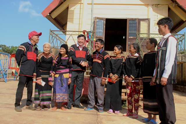 Nhiều ý kiến tâm huyết của cán bộ hưu trí góp ý vào dự thảo văn kiện Đại hội Đảng bộ tỉnh nhiệm kỳ 2020-2025