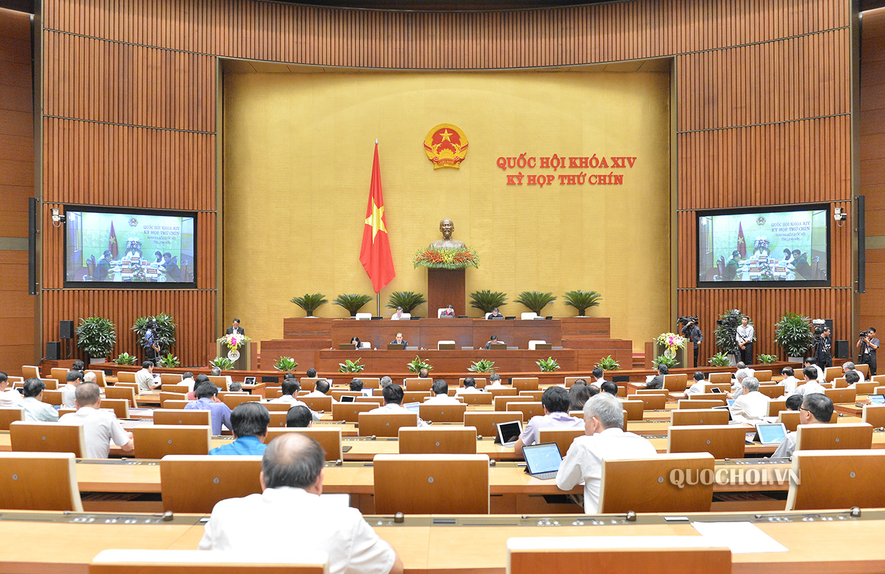 Quốc hội thảo luận, giải trình, tiếp thu các dự án luật