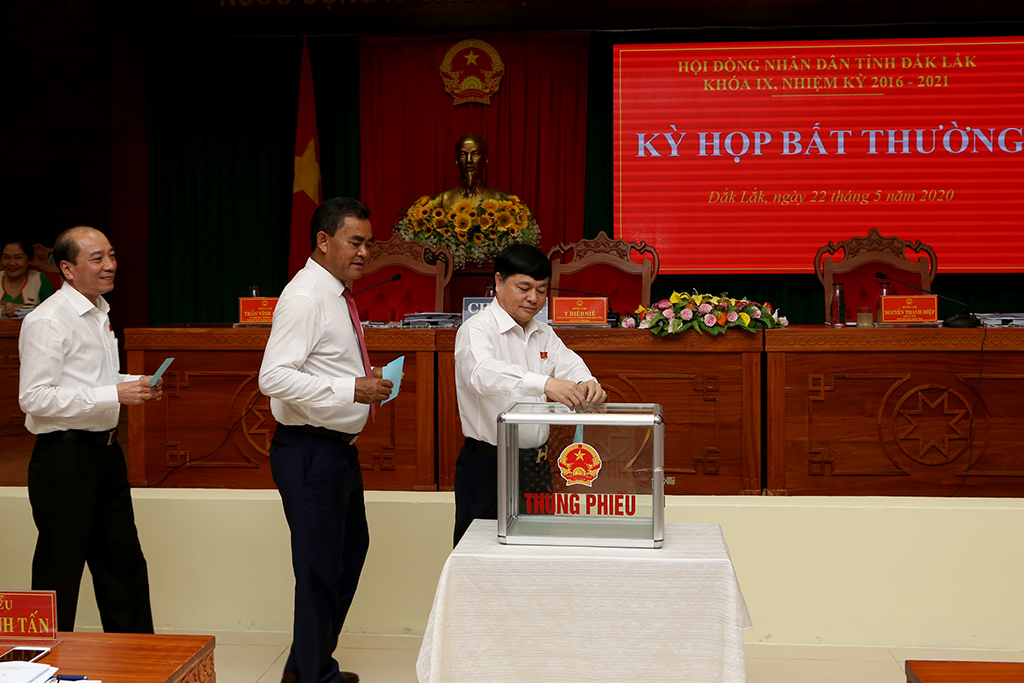 Kỳ họp Bất thường HĐND tỉnh: Bầu bổ sung ủy viên UBND tỉnh nhiệm kỳ 2016 – 2021