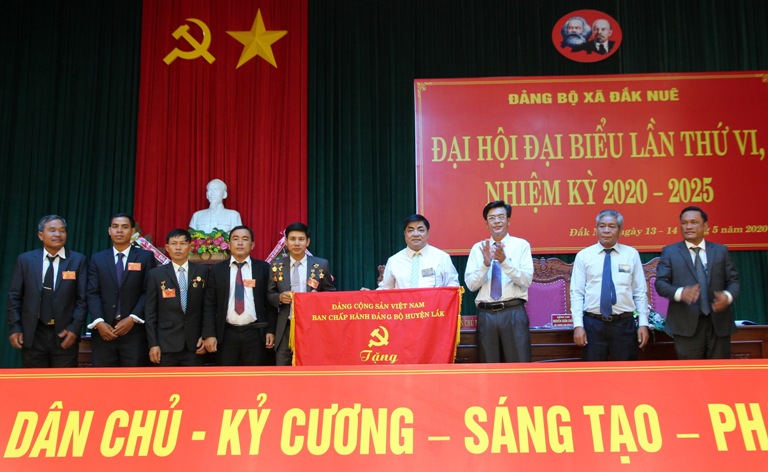The 6th Party Congress of Dak Nue commune’s Party Committee for the 2020-2025 term