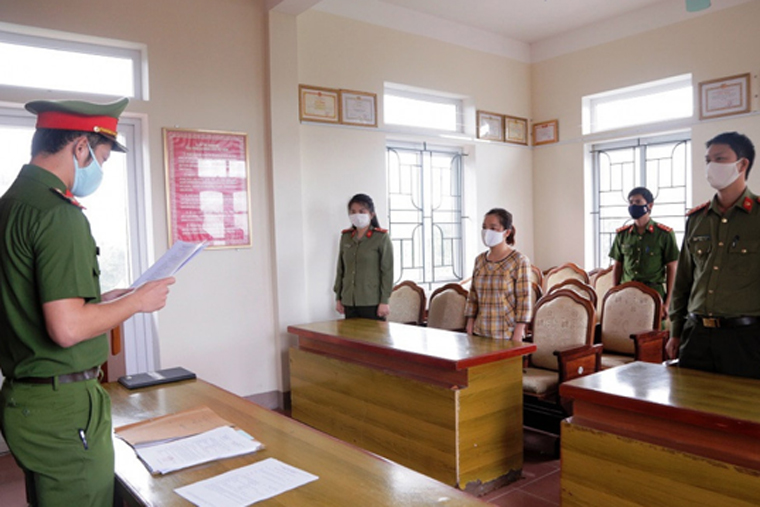 Chỉ thị 21/CT-TTg về tăng cường phòng ngừa, xử lý hoạt động lừa đảo chiếm đoạt tài sản.