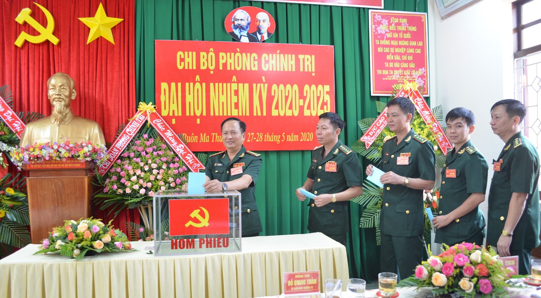 Phấn đấu xây dựng đơn vị vững mạnh toàn diện “Mẫu mực, tiêu biểu”