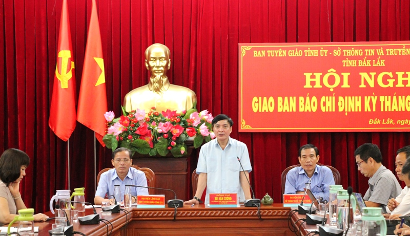 Giao ban báo chí định kỳ tháng 5 năm 2020: Tập trung tuyên truyền công tác chuẩn bị và tổ chức đại hội đảng các cấp