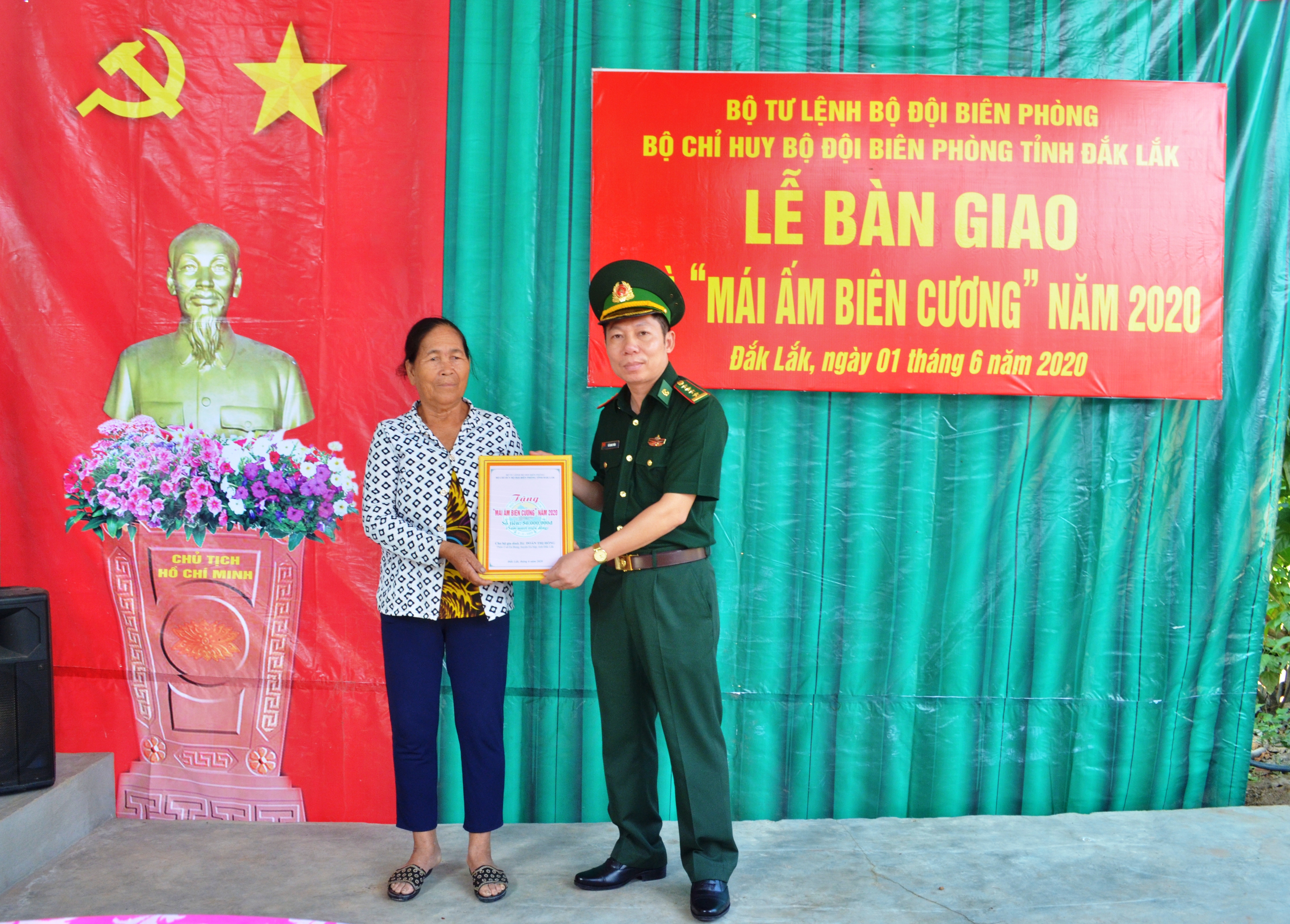 Bộ đội Biên phòng tỉnh trao nhà “Mái ấm biên cương” cho gia đình hộ nghèo ở biên giới